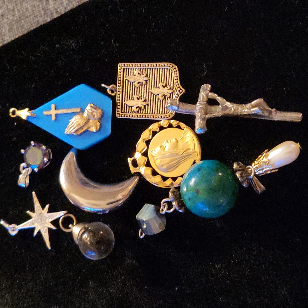 Pendent Bundle